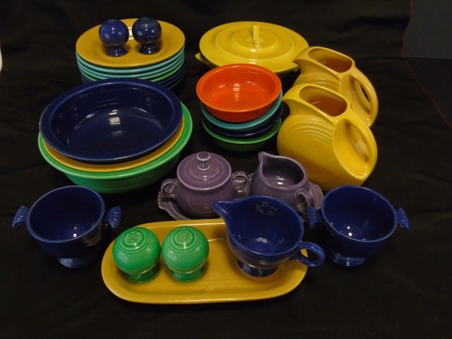 Group Lot Vintage Fiesta Ware Bowls/ Serving Items (1 of 4)