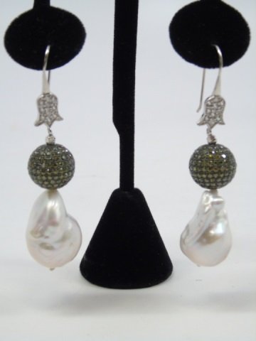 Baroque Pearl Pierced Earrings "Gem Stone" Bead (1 of 5)