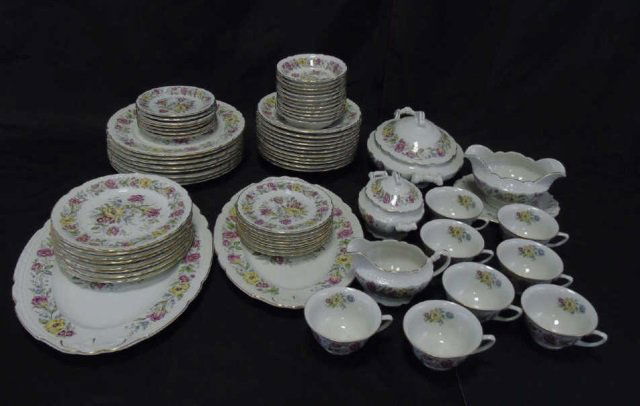 Large Lot of Royal Jackson China Lady Mayfair (1 of 8)