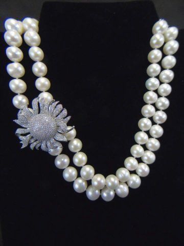 Pearl Necklace w/ Gem Stone Sunflower (1 of 10)