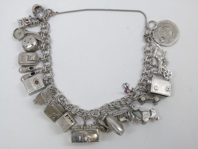 Vintage Sterling Silver Charm Bracelet (1 of 6)