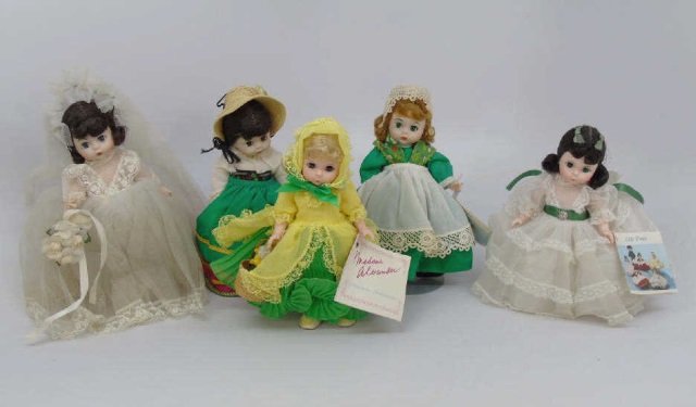 Madame Alexander Dolls 1970's Bride Scarlett Boxes: 5 Madame Alexander Dolls from 1970's. Bride, Scarlett O'Hara, Daffy Down Dilly, Ireland, Italy. 4 Boxes. All 9" tall.