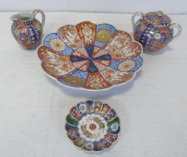 Lot of 4 Antique Japanese Imari Porcelain Items (1 of 10)
