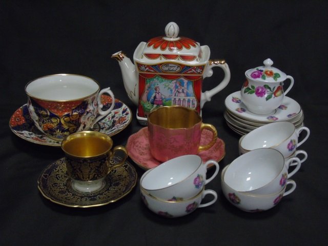 Lot of Antique Porcelain Items English German (1 of 8)