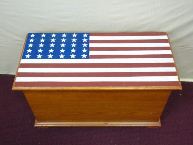 Vintage Oak Blanket Chest Trunk w/ American Flag (1 of 6)