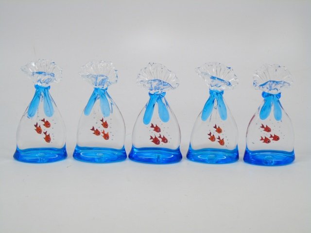 5 Murano Glass Fish in a Plastic Bag Figurines (1 of 3)