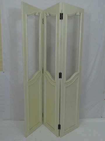 3 Panel Painted Wood Screen w/ Chicken Wire (1 of 3)