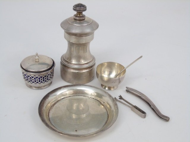 Assorted Silver & Sterling Table Serving Items (1 of 6)