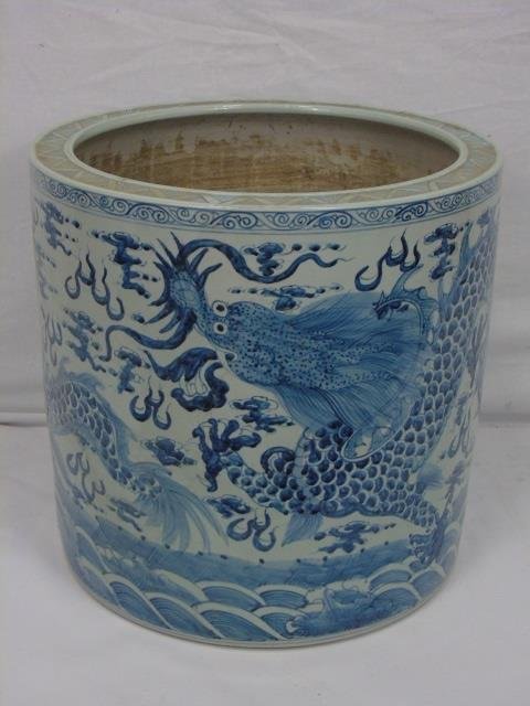 Large Chinese Hand Painted Porcelain Planter Pot (1 of 4)