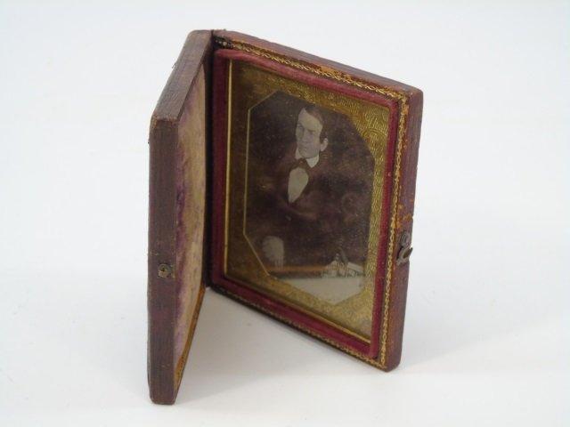 Antique 19th C Daguerreotype Photograph of a Man (1 of 5)