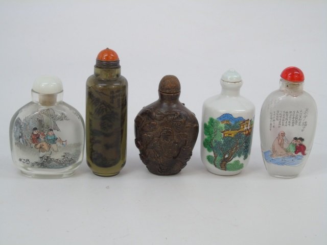 Collection of Five Chinese Snuff Bottles (1 of 7)