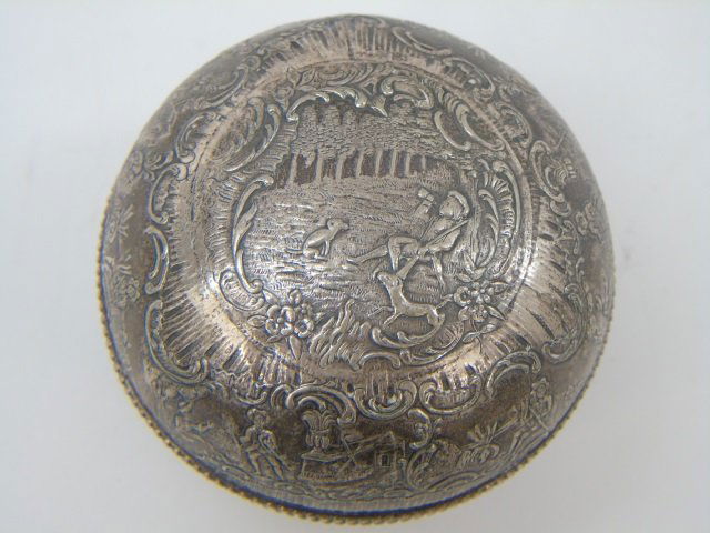 Antique Continental 800 Silver Repousse Round Box (1 of 6)