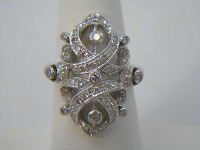 Estate 18kt White Gold & Diamond Ring (1 of 6)