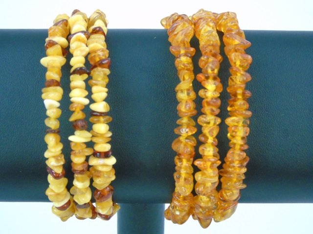 Pair Natural Amber Beaded Coil Bracelets (1 of 4)