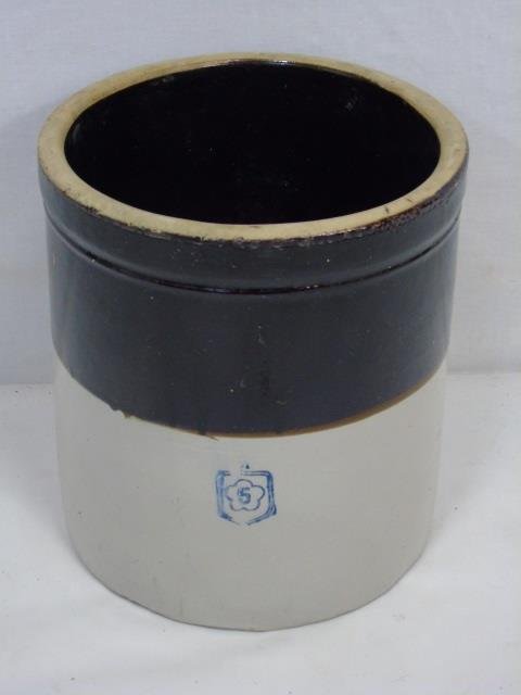 Antique Country American Stoneware Crock / Pot (1 of 3)
