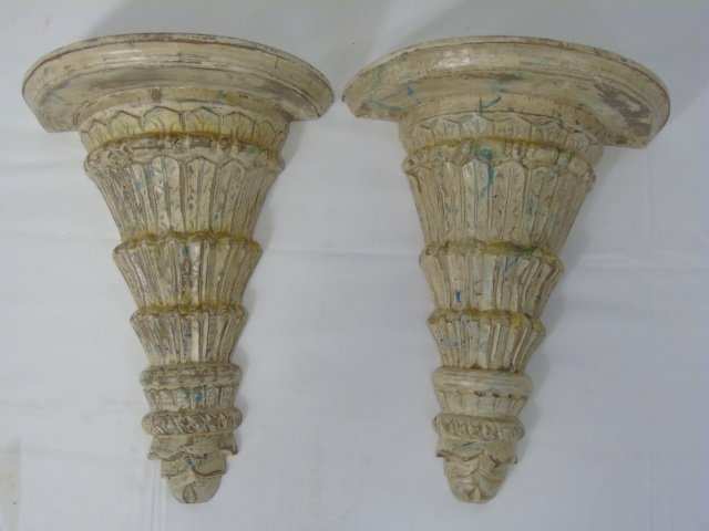 Pair Painted Wood Display Shelf / Brackets (1 of 3)