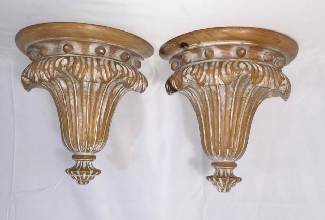 Pair Painted Wood Display Shelf / Brackets (1 of 4)