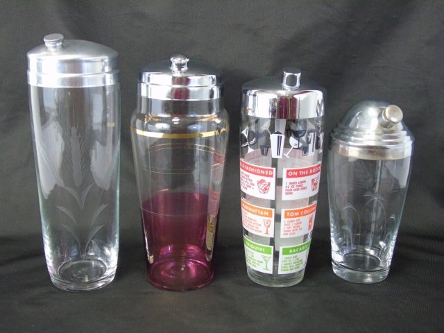 Assorted Vintage Bar Ware / Martini Shakers (1 of 5)