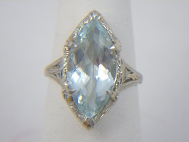 Estate 14kt Gold Filigree Aquamarine Cocktail Ring (1 of 5)