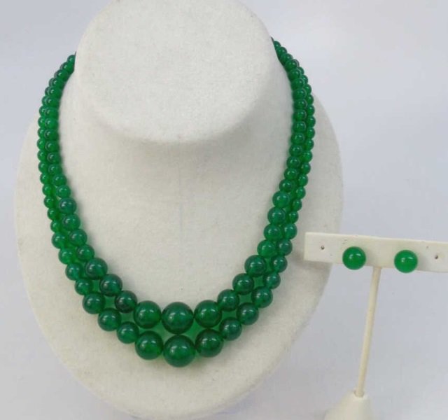 Pair Chinese Carved Bead Jade Necklace & Earrings (1 of 6)