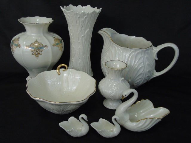 Assorted Lenox Porcelain Table Articles (1 of 8)