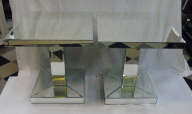 Pair Contemporary Hollywood Regency End Tables (1 of 8)