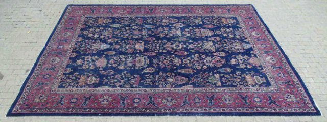 Knotted Wool Oriental Persian Carpet Floral Design (1 of 5)