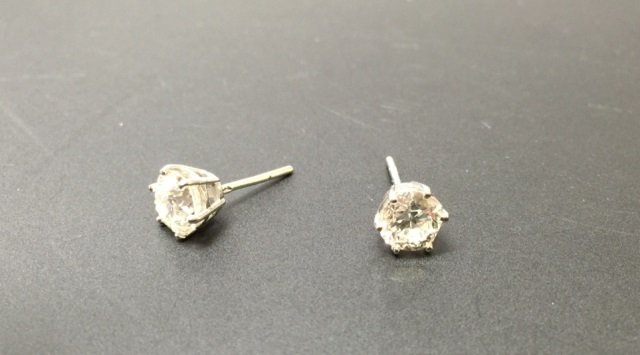 Estate 2.20 Carat Diamond & Gold Stud Earrings (1 of 4)
