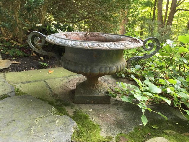 Pr Antique Victorian Cast Iron Garden Planter Urns (1 of 6)