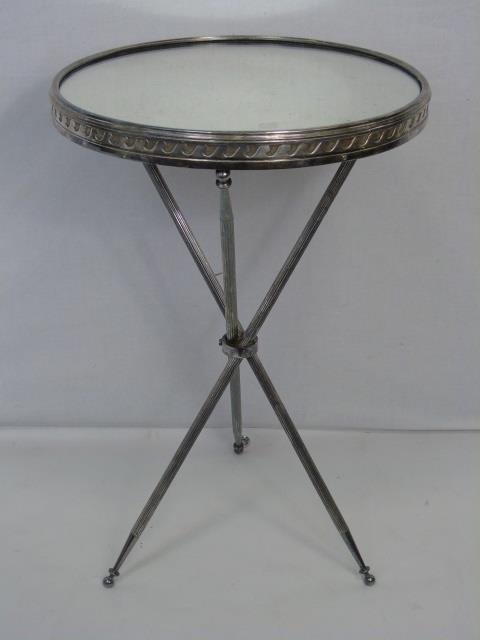 Contemporary D & D Building Mirrored End Table (1 of 7)