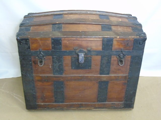 Antique 19th C Victorian Domed Steamer Trunk (1 of 3)
