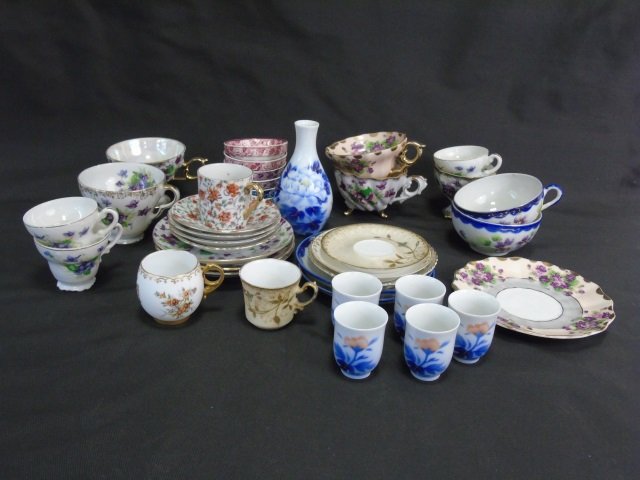 Collection of Antique & Vintage Cups & Saucers (1 of 6)