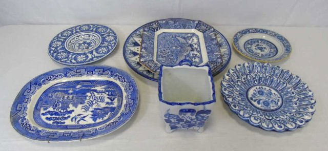 Lot of 7 Italian & English Blue & White Ceramics (1 of 8)