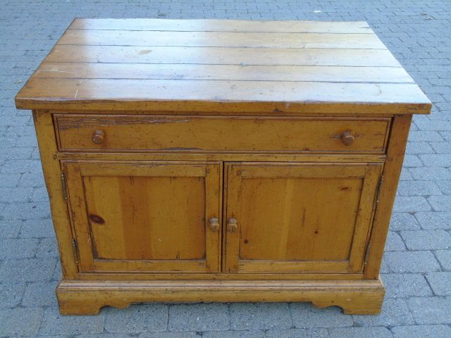 Contemporary French Provencal Country Style Table (1 of 5)