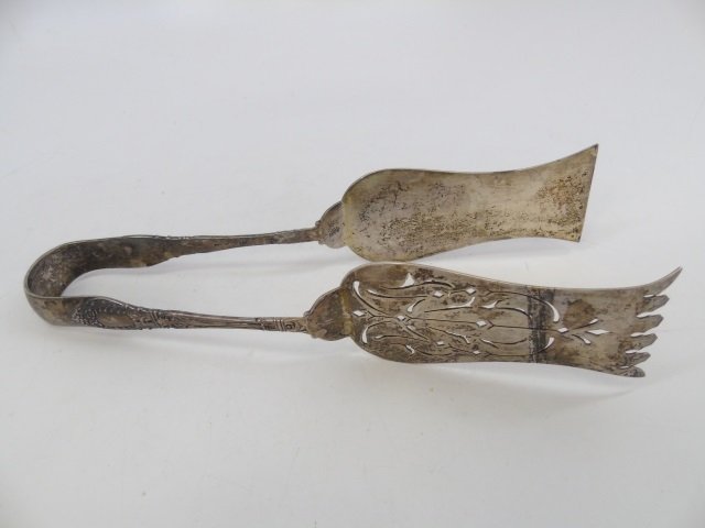 Antique English 19th C Sterling Silver Server (1 of 4)