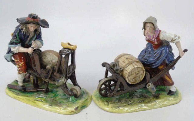 Pair of Capodimonte Figurines, Grinder & Beer Maid (1 of 9)