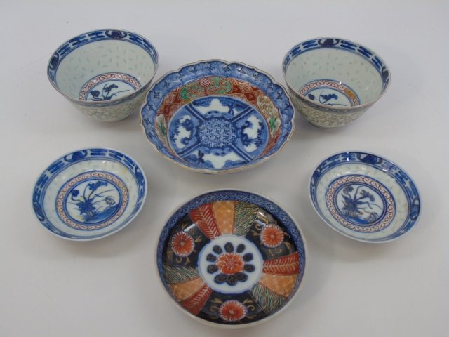 Group of Six Japanese Imari Porcelain Bowls (1 of 9)