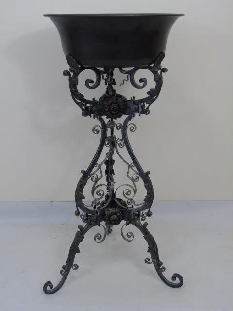 Victorian Style Wrought Iron Fern / Plant Stand (1 of 6)