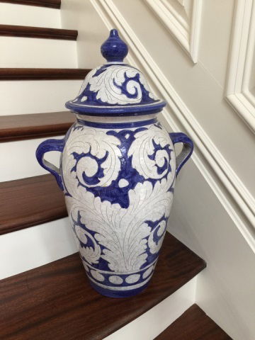 Italian Majolica Handmade Pottery Ginger Jar (1 of 5)