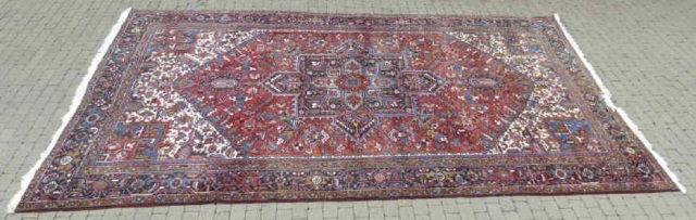 Iranian Persian Heriz 20th C Knotted Wool Carpet (1 of 7)