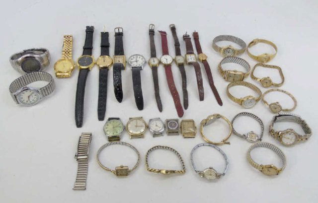 Estate Lot of 30 Vintage Wrist Watches (1 of 10)