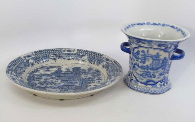 Chinese Blue & White Porcelain Vase & Platter (1 of 8)