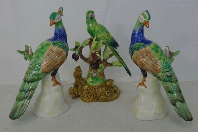 Three Chelsea House Italian Pottery Bird Statues (1 of 6)