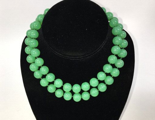 Large Bead Chinese Jade Hand Knotted Necklace (1 of 6)