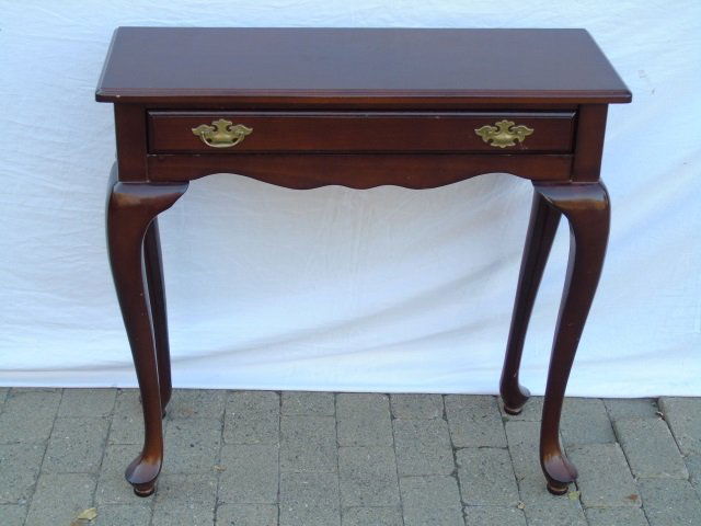 Queen Anne Style Mahogany Console Table (1 of 3)