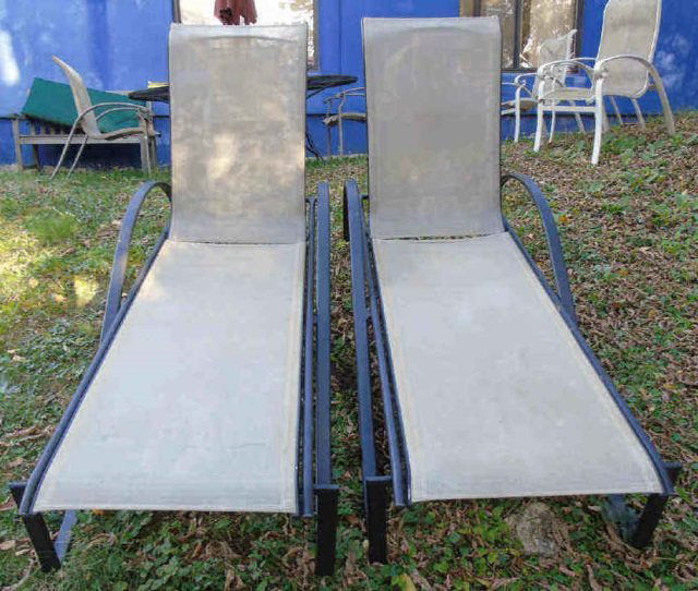 Pair of Poolside / Patio / Outdoor Lounge Chairs (1 of 4)