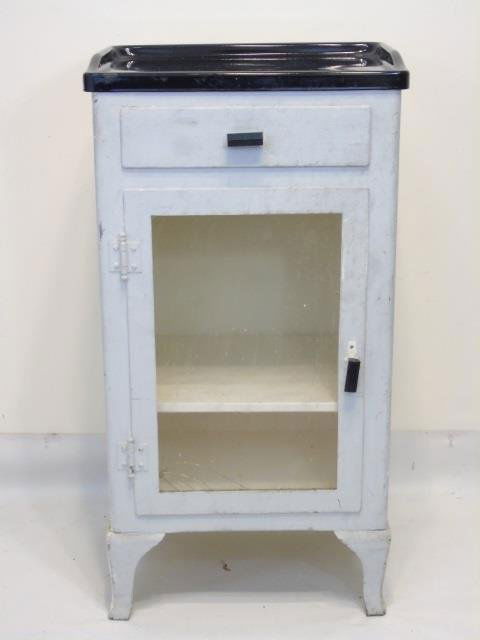 Vintage Black & White Enamel Medicine Cabinet (1 of 3)