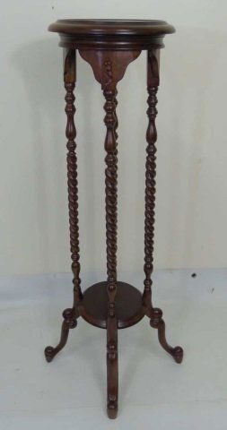 Carved Mahogany Tone Display Pedestal Plant Stand (1 of 4)