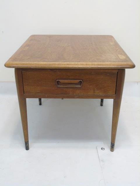 Mid Century Modern Side Table by Lane w Dovetails (1 of 4)