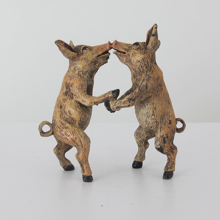 Franz Bergman Bronze Cold Painted Bronze Sculpture of 2: Franz Bergman Bronze Cold Painted Bronze Sculpture of 2 Pigs ca. 1920 Height (Inches): 3.75 Width (Inches): 3.75
